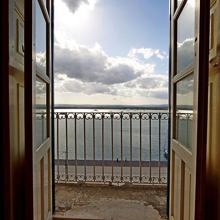 Ortigia Camere Con Vista Da Giulio B&B Syrakus Exterior foto